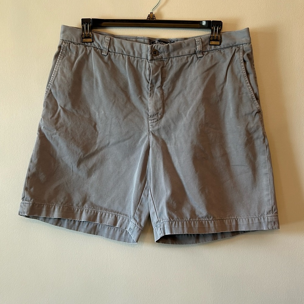 Southern Tide Vintage Style Chino Shorts, Men’s Size 38, Allen Fit, Blue/Grey